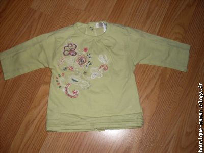 tricot vert neuf 3 euros